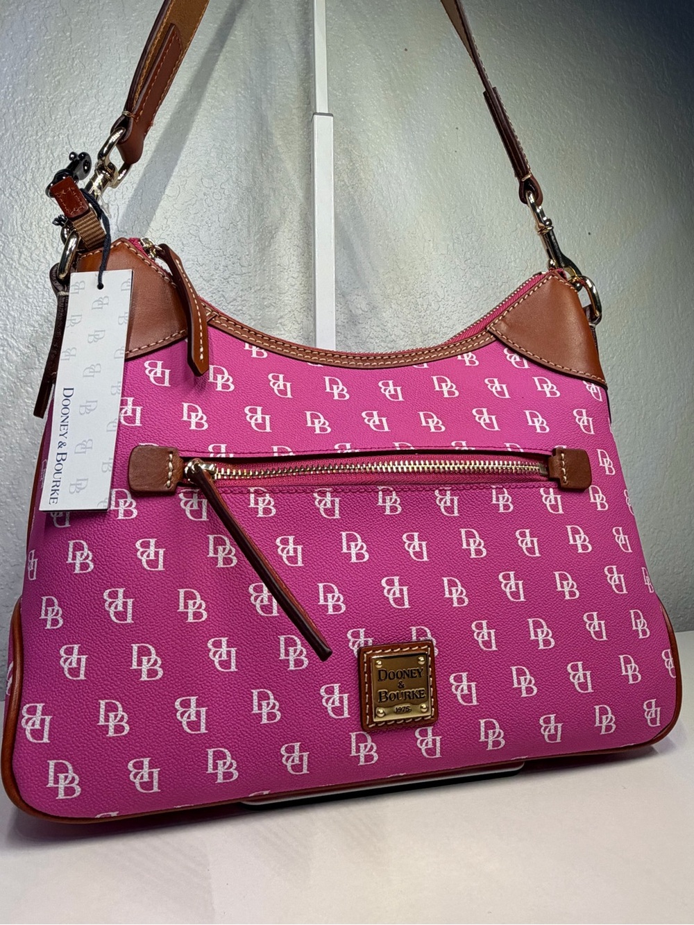 NWT DOONEY & BOURKE GRETTA HOBO FUCHSIA PINK